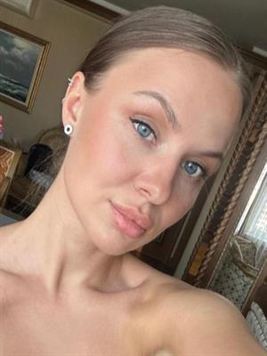 New Russian & Ukraine Women For Dating - Elena's Models